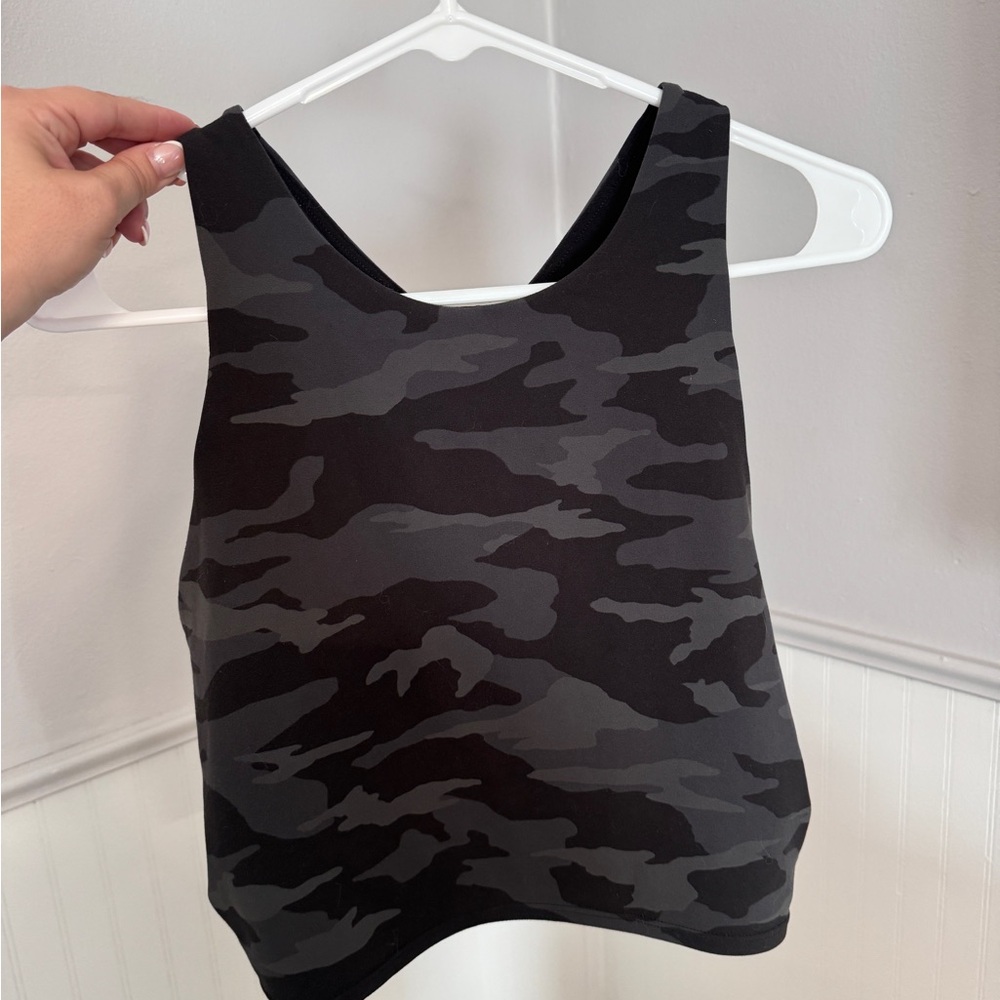 Athleta Conciois Crop Bra Top Black Camo Size XL